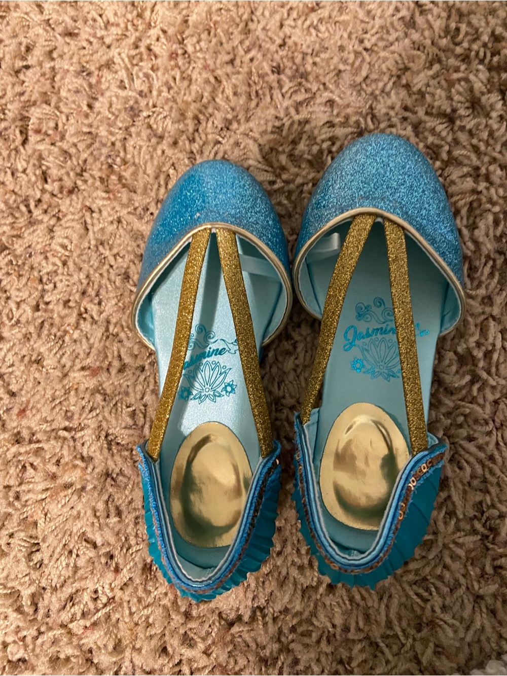 Girls size 11 Disney princess Jasmine shoes